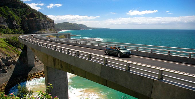 Wollongong, Illawarra - landscape coastal rocky coastline vehicle touring