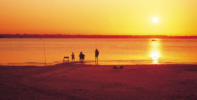 Brisbane - landscape sunrise/sunset beach coastal fishing
