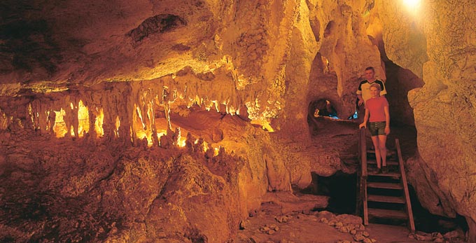 Capricorn Caves, Capricorn - caves