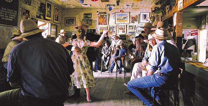 Kynuna, Outback Queensland - country town outback pub