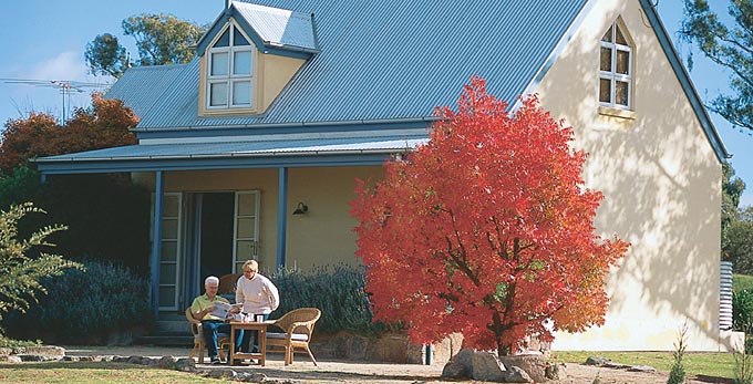 Ballandean, Southern Downs - gardens luxury architecture