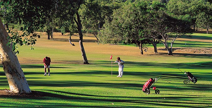 Magnetic Island, Townsville - golf