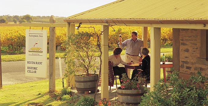 McLaren Vale, Fleurieu Peninsula - rural wineries