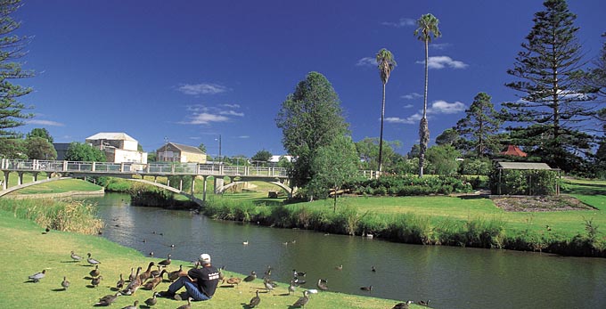 Strathalbyn, Fleurieu Peninsula - landscape parks river/creek