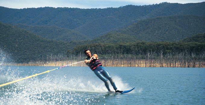 Lake Eildon National Park, Victoria's High Country - lake boating adventure & extreme