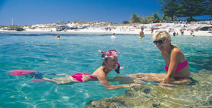 Experience Perth - beach coastal islands diving swimming