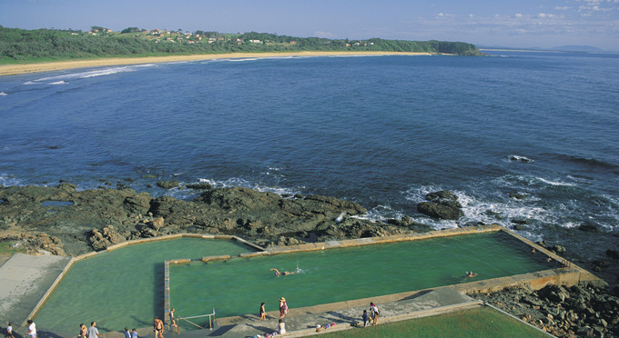 Hallidays Point, North Coast NSW - landscape beach coastal rocky coastline swimming