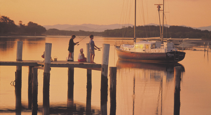 Taree, North Coast NSW - sunrise/sunset bay/harbour coastal boating fishing sailing