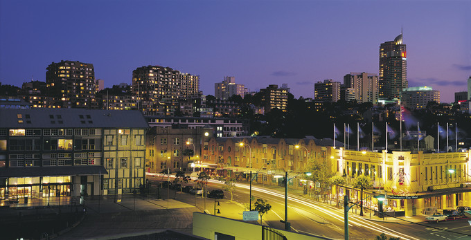 Woolloomooloo, Sydney - night city