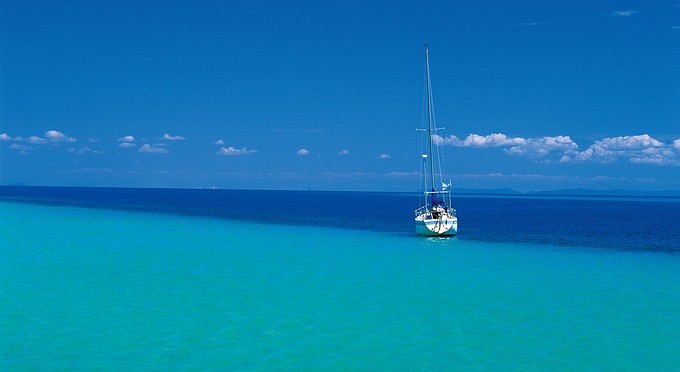 Brisbane - beach coastal islands boating sailing