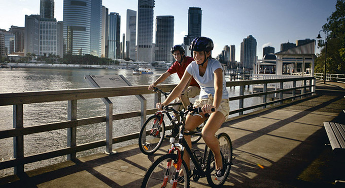 Kangaroo Point, Brisbane - parks river/creek city cycling