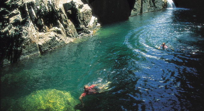 Finch Hatton, Mackay - river/creek waterhole rainforest swimming