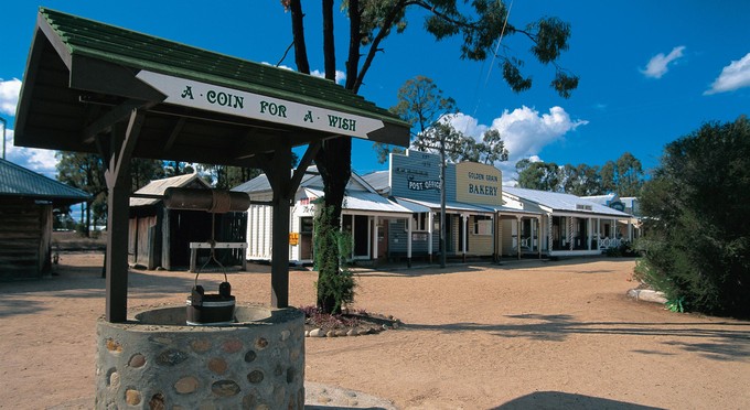 Miles, Toowoomba and Golden West - country town heritage