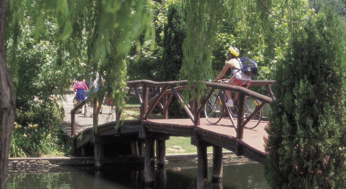 Rymill Park, Adelaide - gardens parks lake cycling sporting events