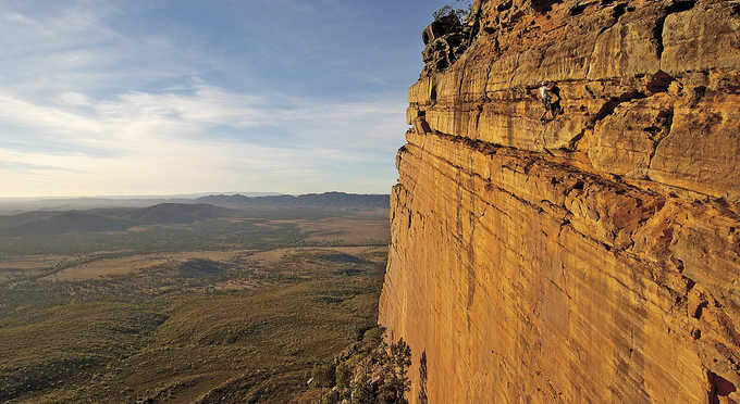 Flinders Ranges - landscape mountains outback adventure & extreme