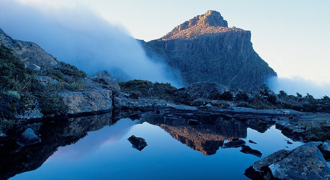 Tasmanias South - landscape sunrise/sunset mountains lake