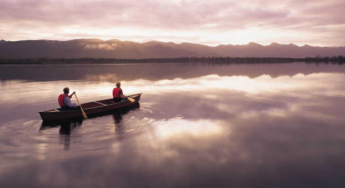 Grampians - landscape sunrise/sunset lake