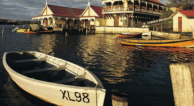 Great Ocean Road - bay/harbour coastal boating heritage