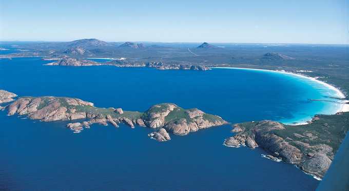 Australias Golden Outback - 