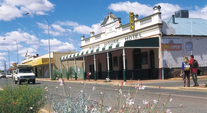 Leonora, Australias Golden Outback - country town