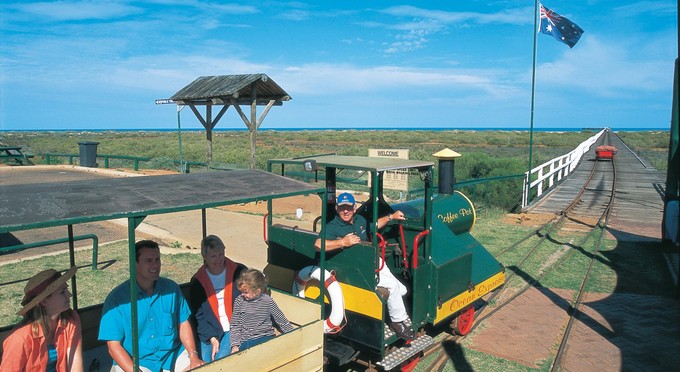 Carnarvon, Australia's Coral Coast - landscape outback rail